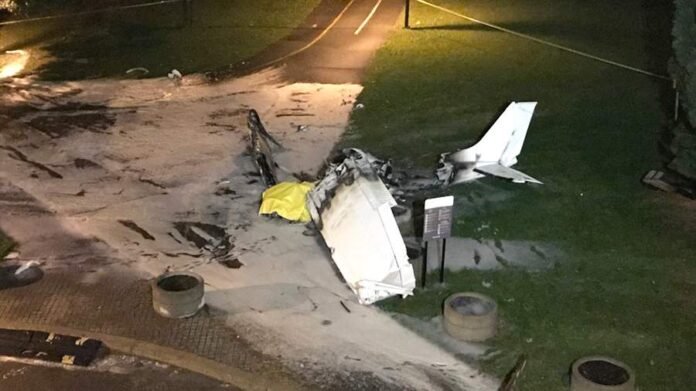 В Канаді розбився літак з банером «Ти вийдеш за мене?»