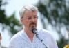 Ткаченко подав у відставку з посади міністра