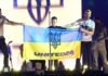 Соліст гурту Imagine Dragons запросив на сцену 14-річного героя кліпу з Миколаївщини під час виступу у Варшаві