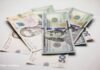 Курс долара в Україні продовжує падати: чи варто зараз купувати валюту