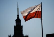 У Польщі планують скасувати пільги для військовозобов’язаних українців