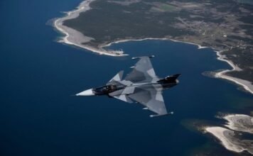 Україна обговорює зі Швецією постачання винищувачів Gripen, – ОП